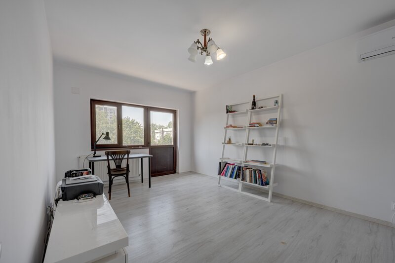 Bucurestii Noi, Bazilescu, Bd. Laminorului